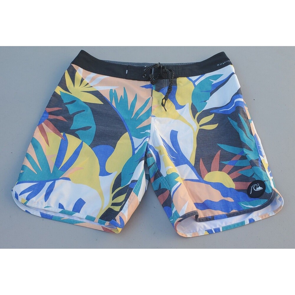 Quicksilver Mens Size 34 No Lining Swim Shorts